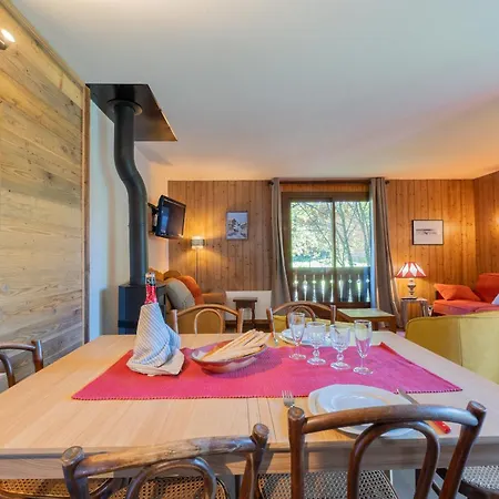 아파트 T4 Familial A Chamonix, Avec Parking Et Pres Des Grand Montets 샤모니