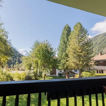 T4 Familial A Chamonix, Avec Parking Et Pres Des Grand Montets 아파트 샤모니